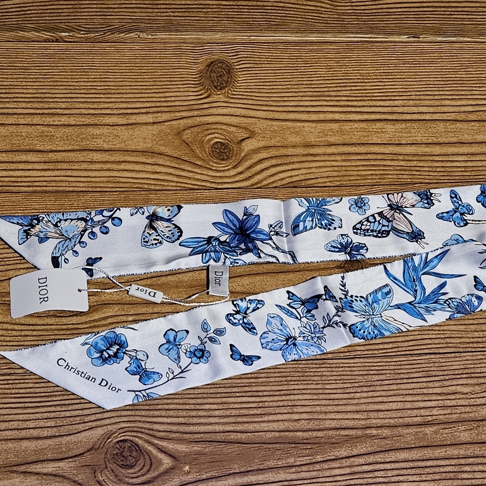 Dior Blue Twilly/Scarf GWP - Picture 5 of 6
